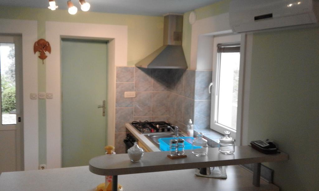 Apartment Ruza 萨利 外观 照片